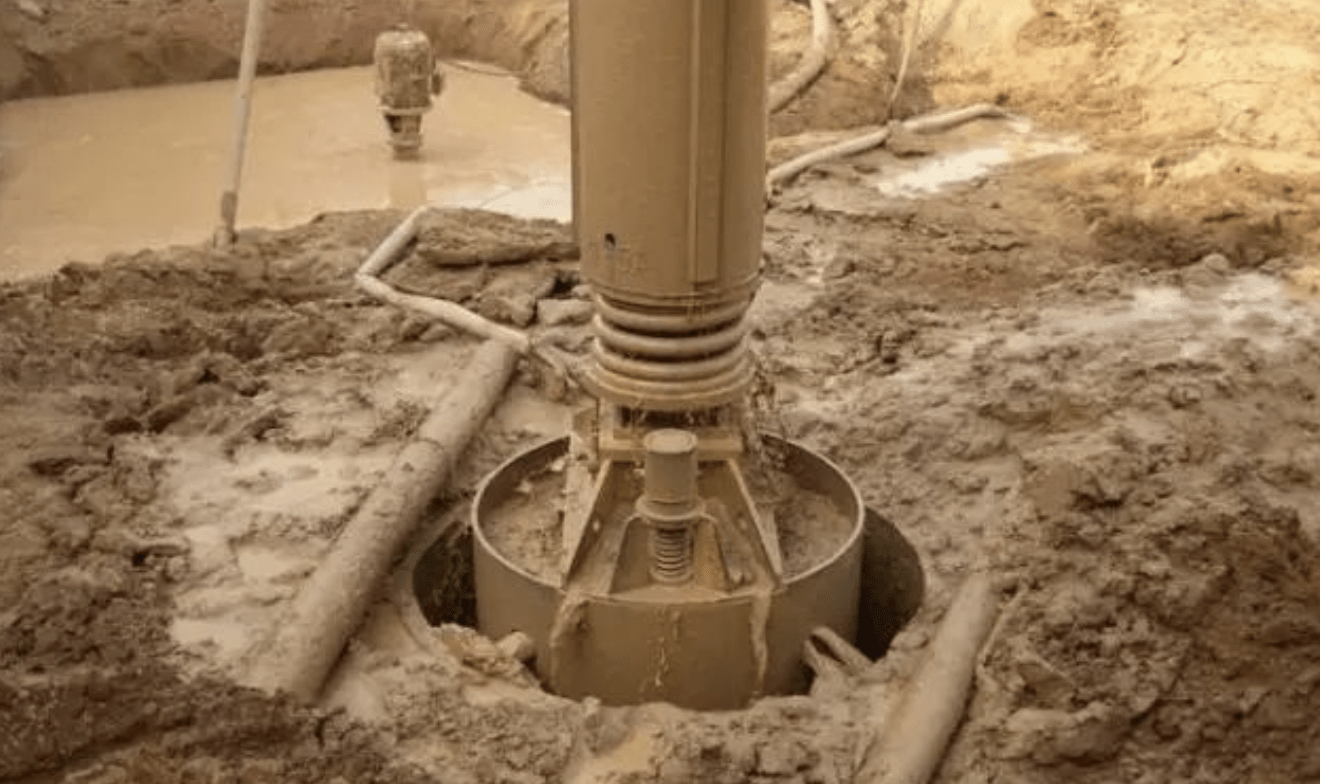 Read more about the article Methods to Prevent Hole Collapse in Rotary Drilling Rig Construction